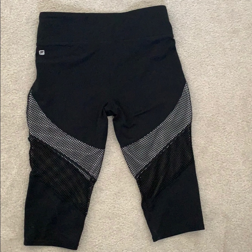 Fabletics workout capris - Picture 3 of 5